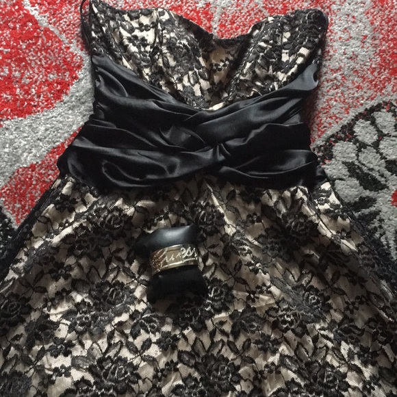 Niki Livas Black Cocktail Dress - Picture 2 of 7